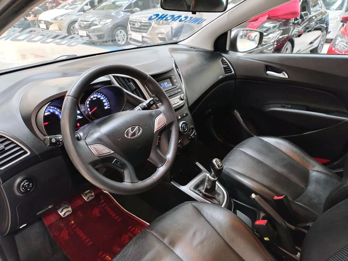 HYUNDAI HB20X