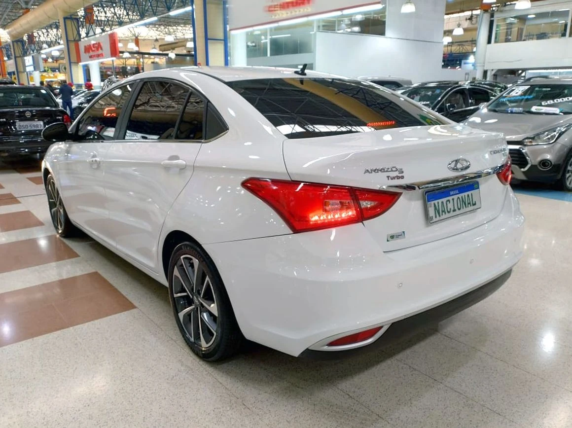 CHERY ARRIZO 5