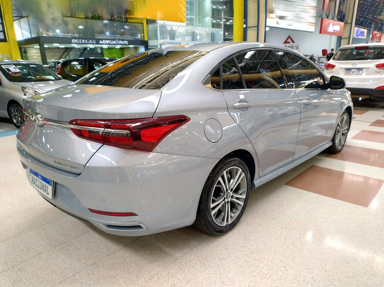 CHERY ARRIZO 6