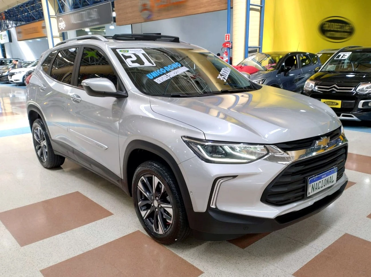 CHEVROLET TRACKER