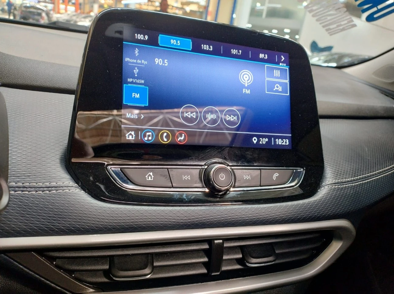 CHEVROLET TRACKER