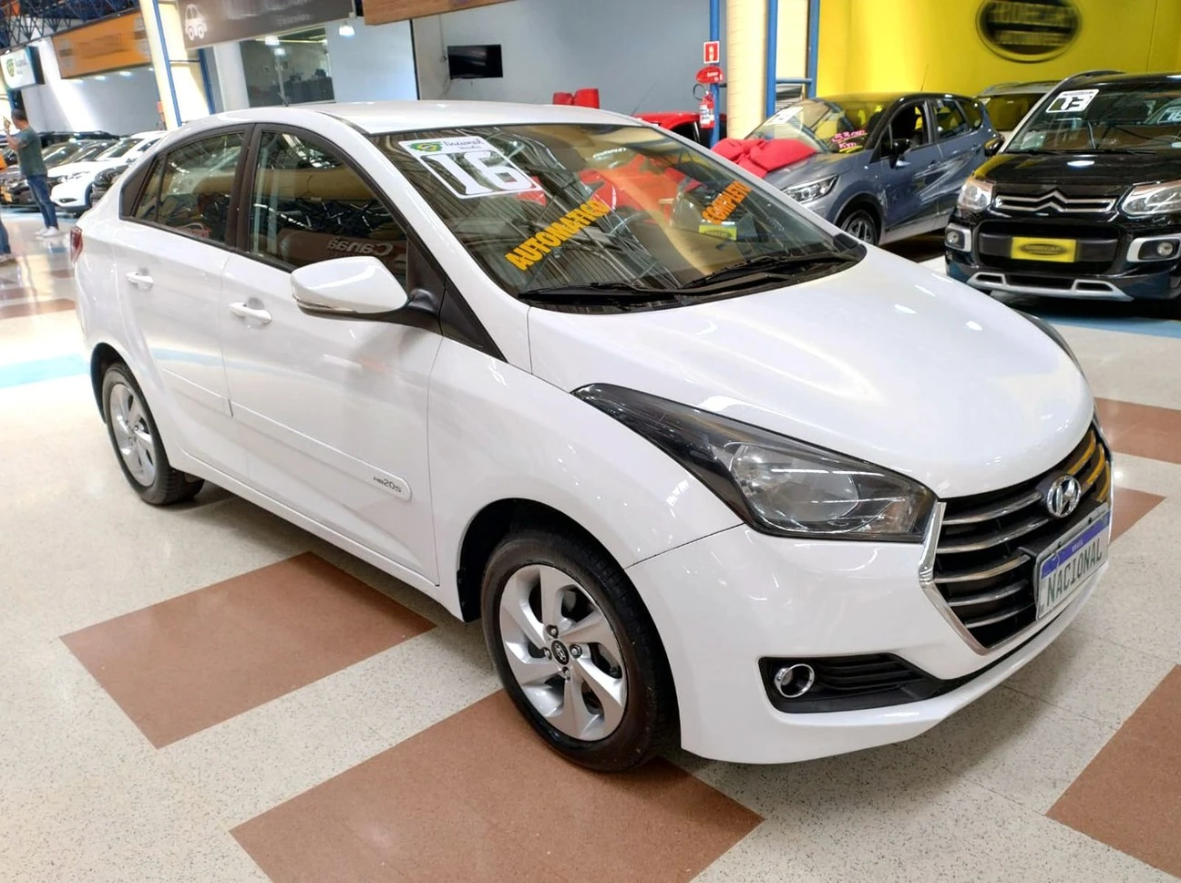 HYUNDAI HB20S