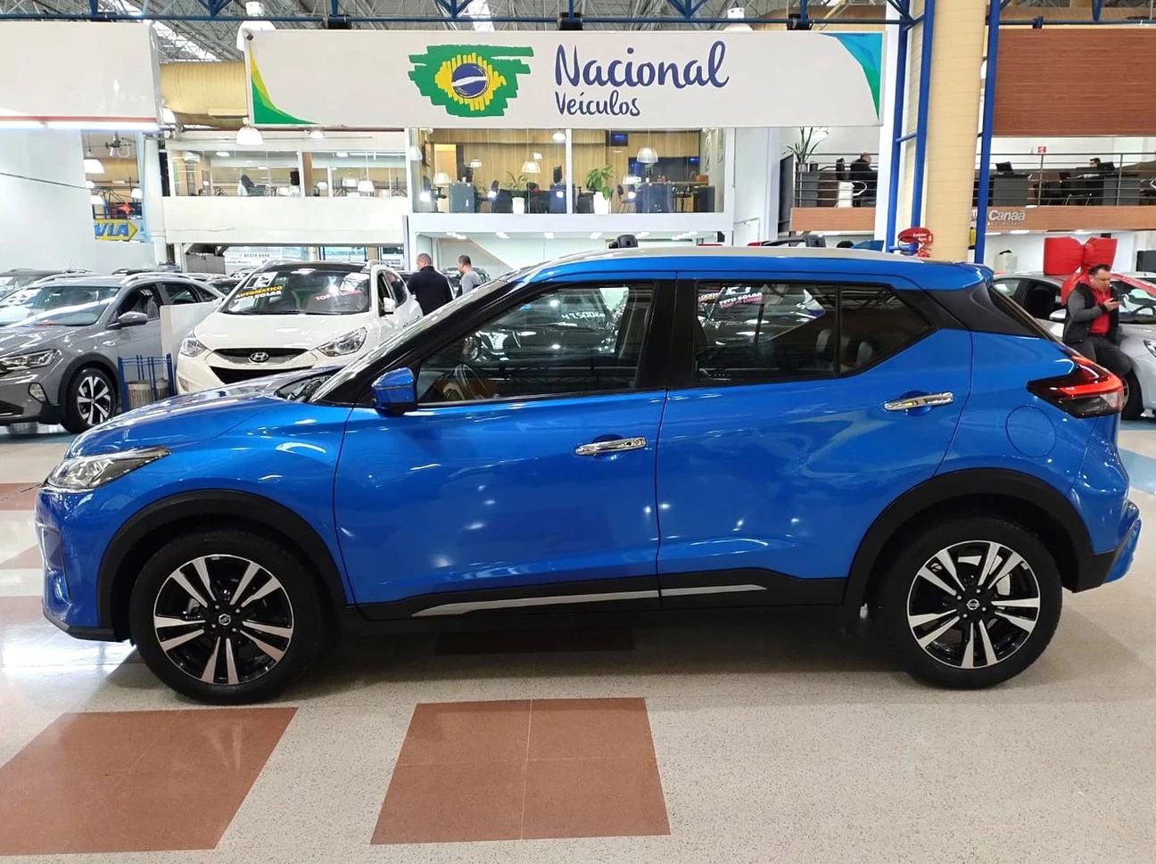 NISSAN KICKS
