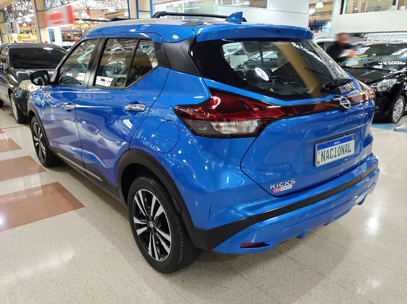 NISSAN KICKS