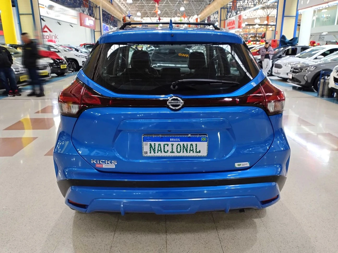 NISSAN KICKS