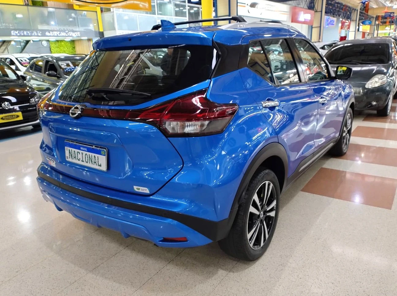 NISSAN KICKS