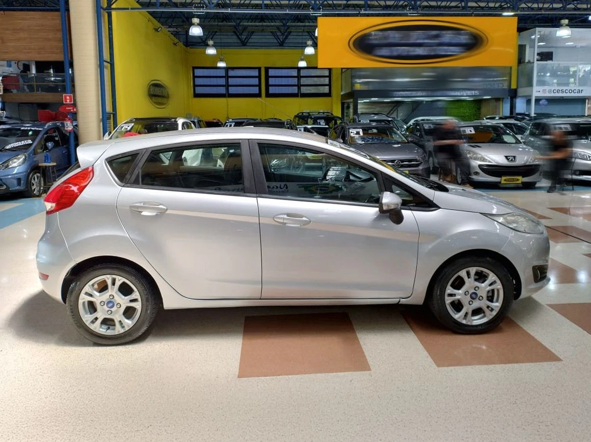 FORD FIESTA