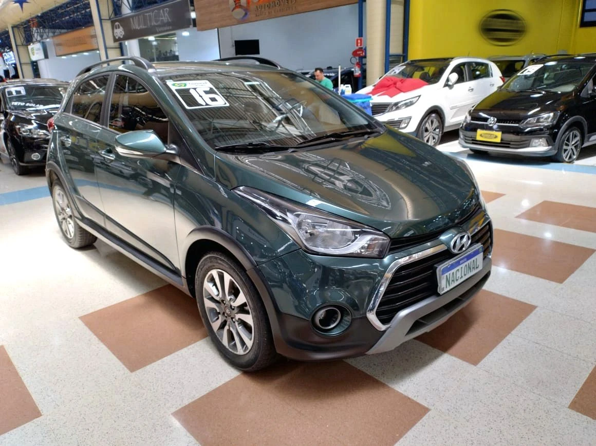 HYUNDAI HB20X