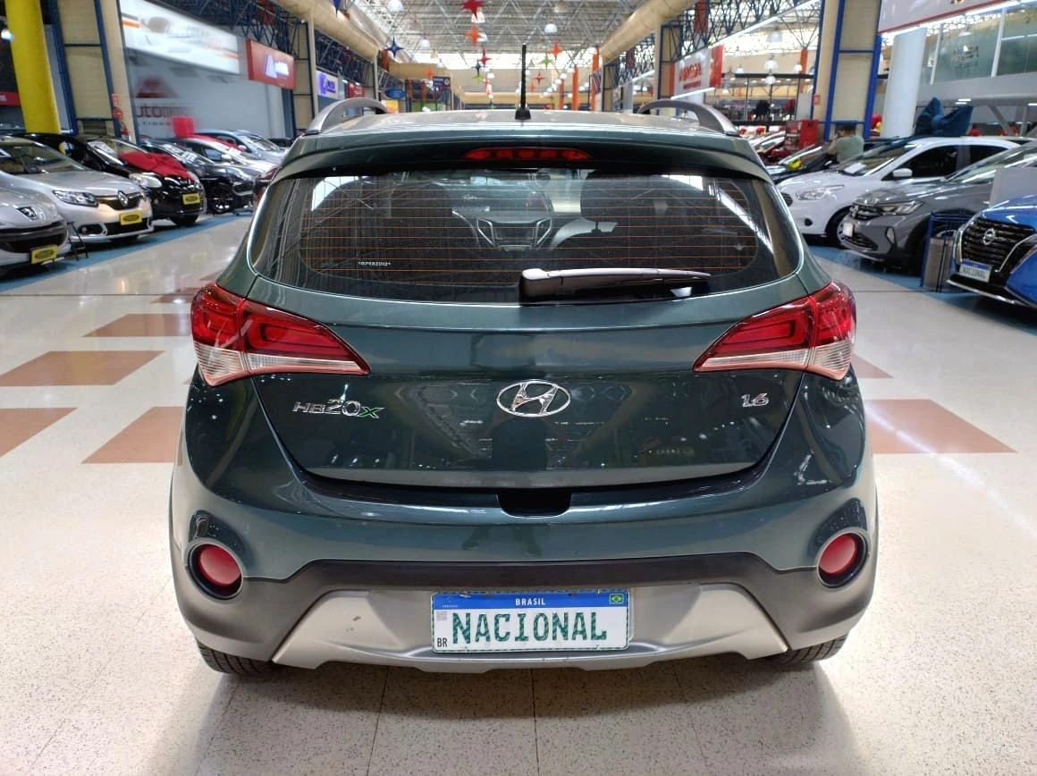 HYUNDAI HB20X