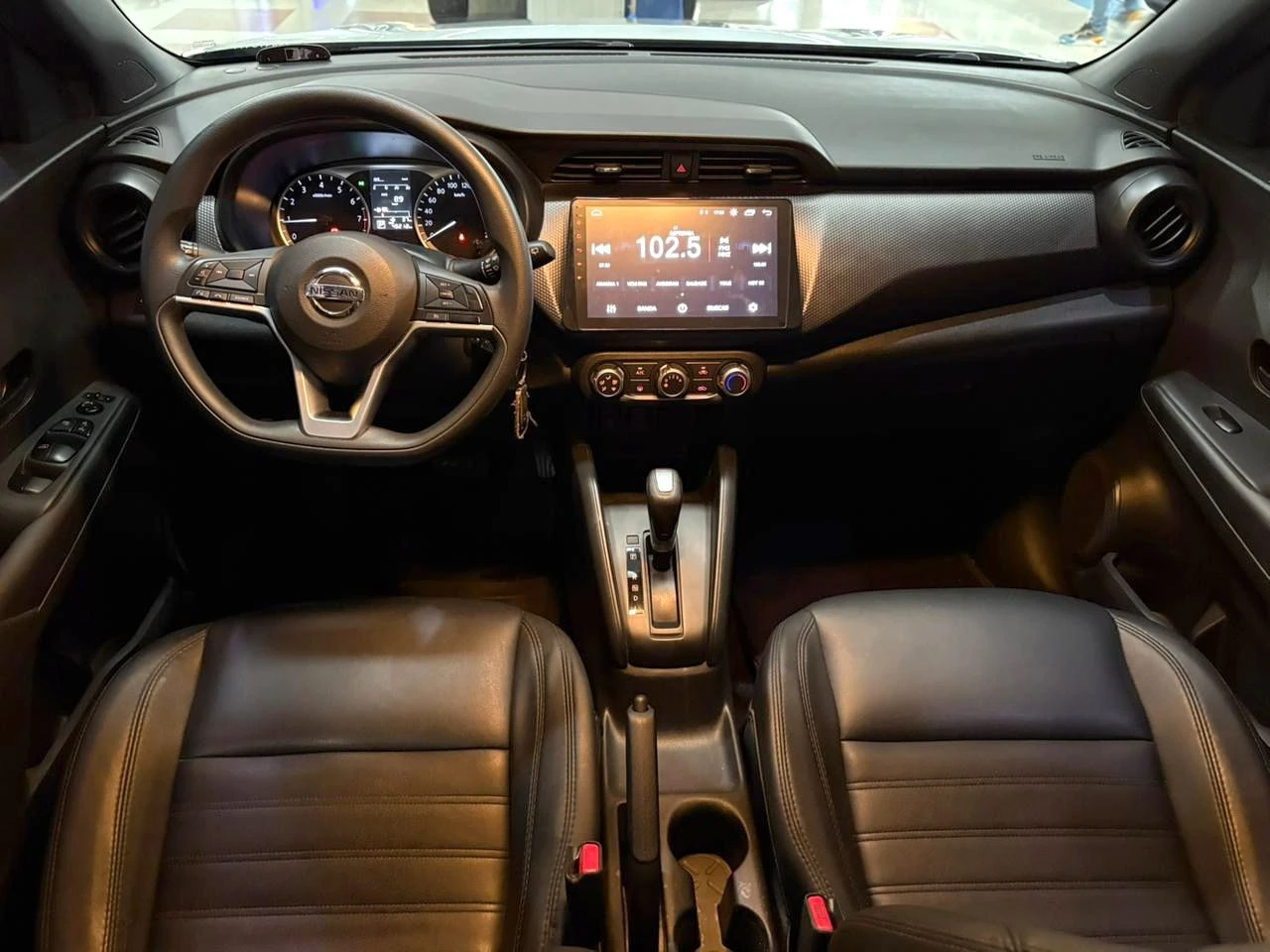 NISSAN KICKS