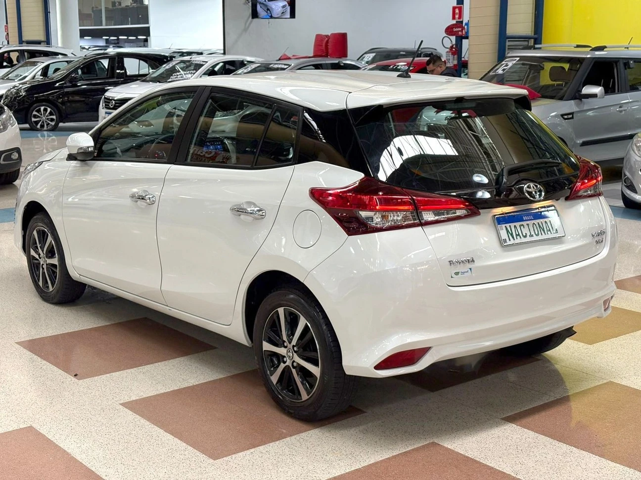 TOYOTA YARIS