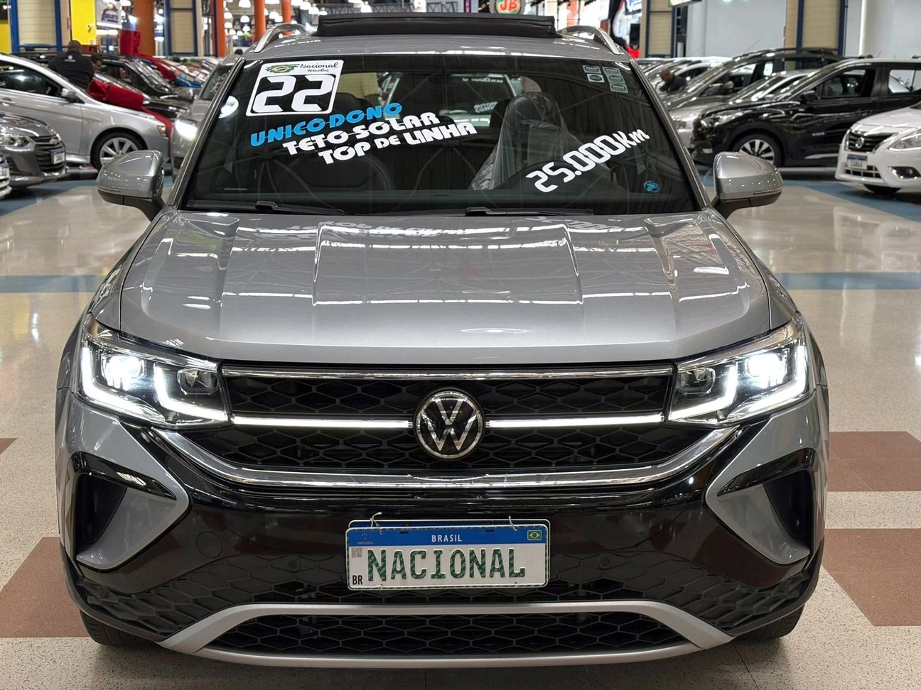 VOLKSWAGEN TAOS
