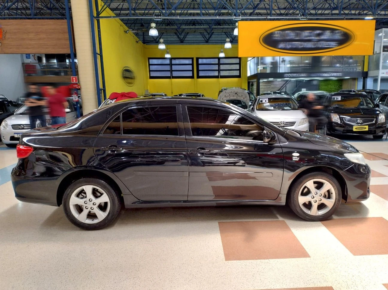 TOYOTA COROLLA