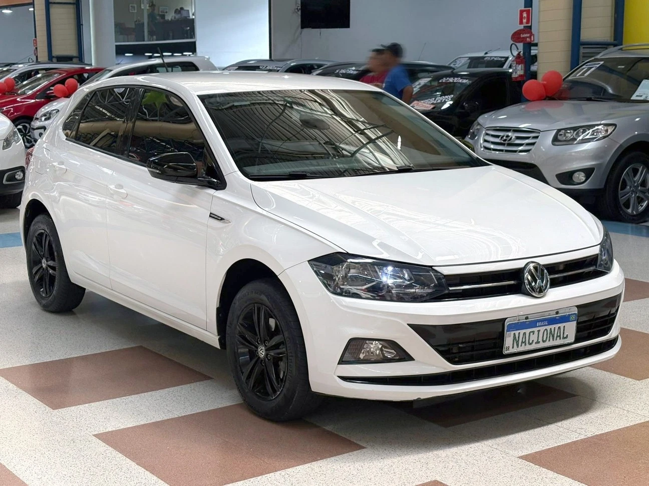 VOLKSWAGEN POLO