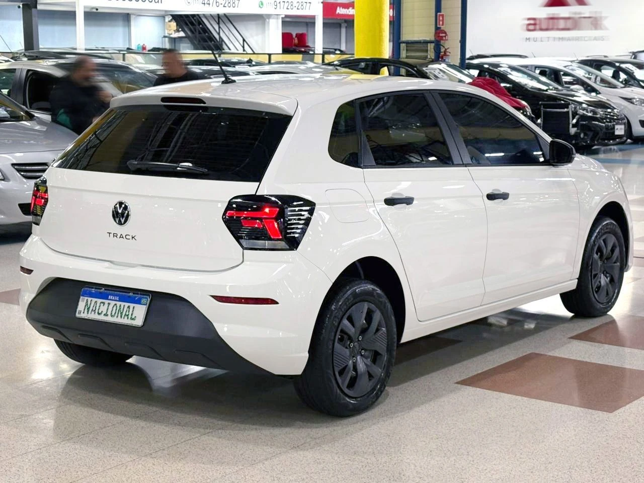 VOLKSWAGEN POLO
