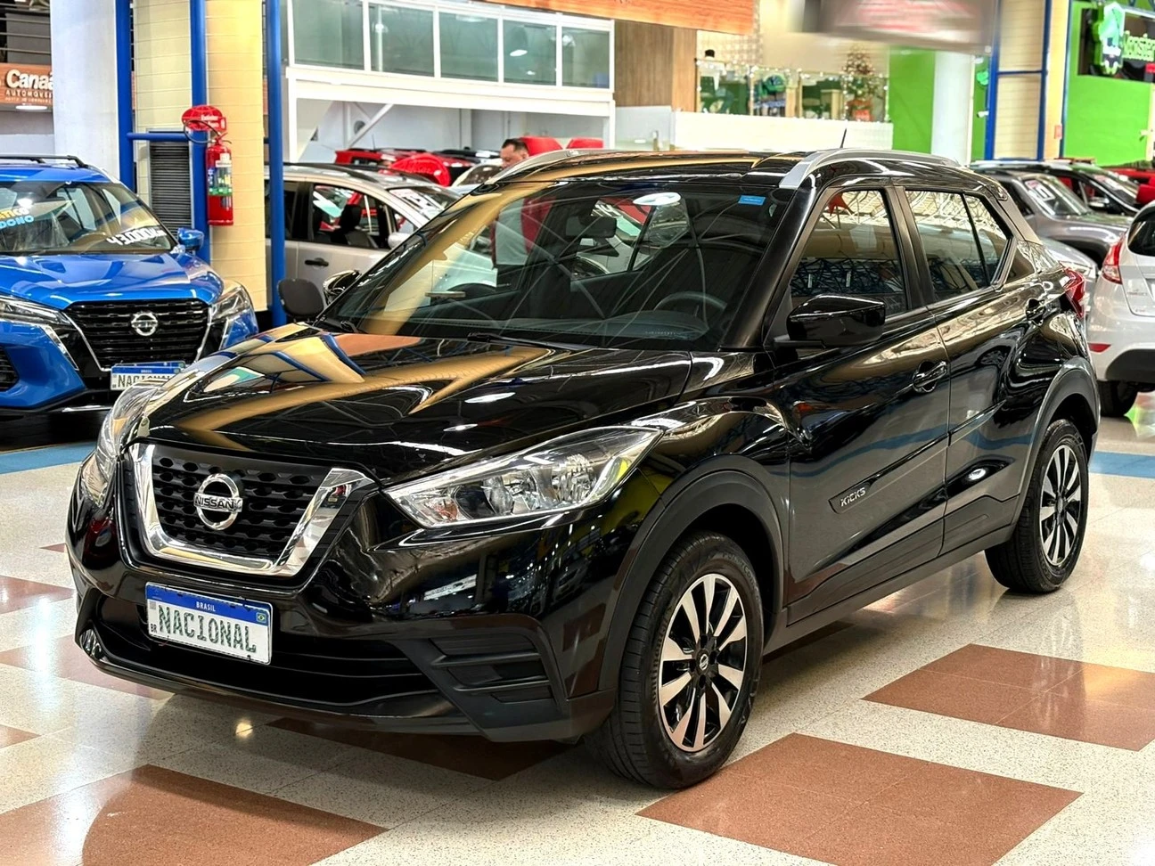 NISSAN KICKS