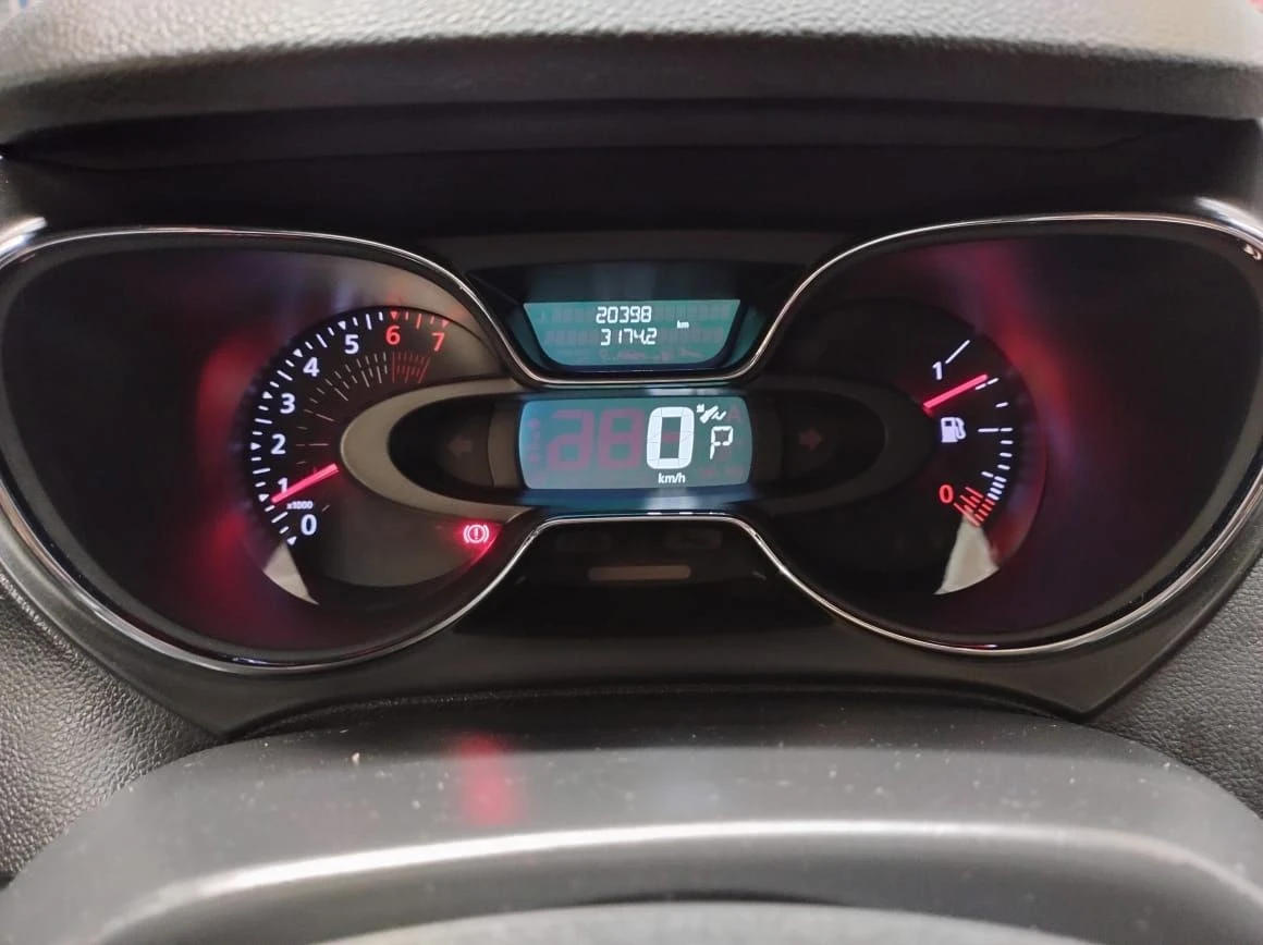 RENAULT CAPTUR