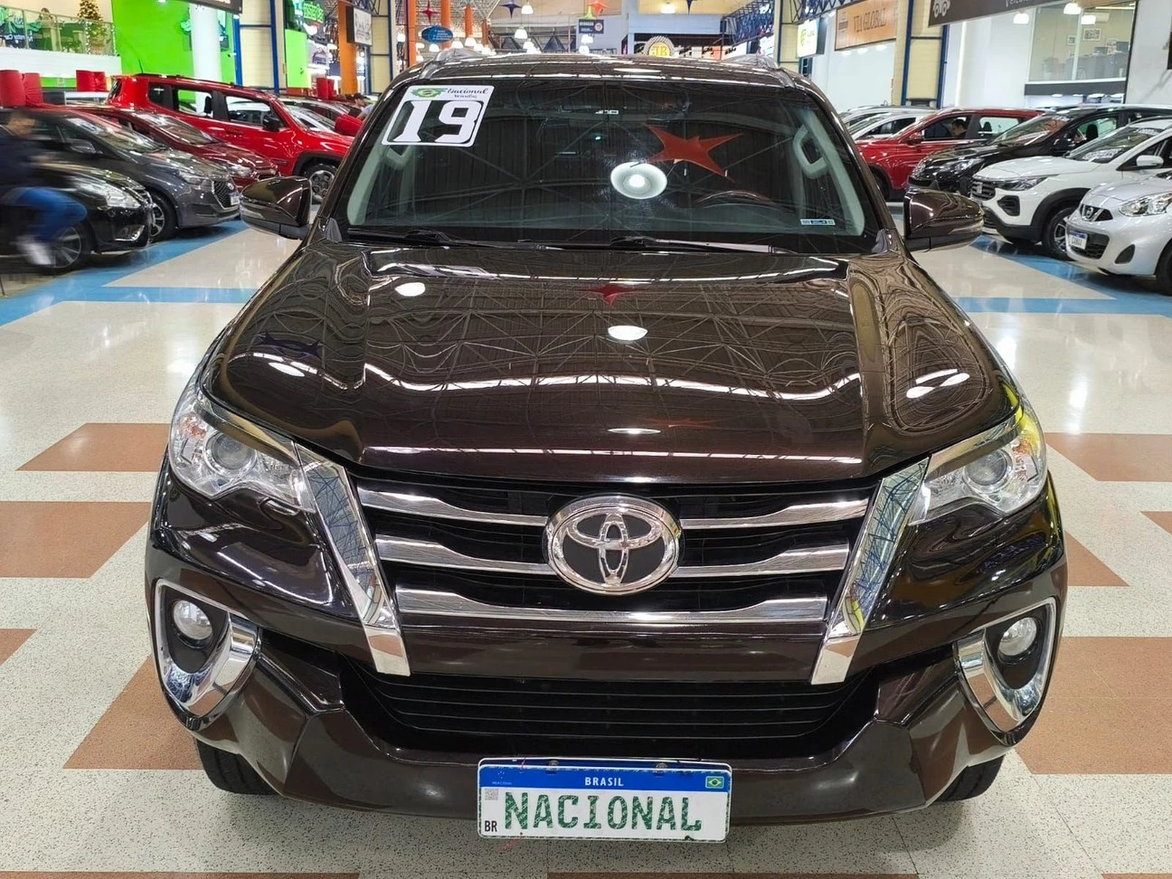 TOYOTA HILUX SW4