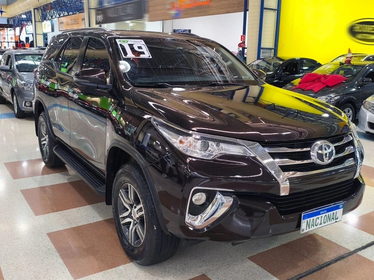 TOYOTA HILUX SW4