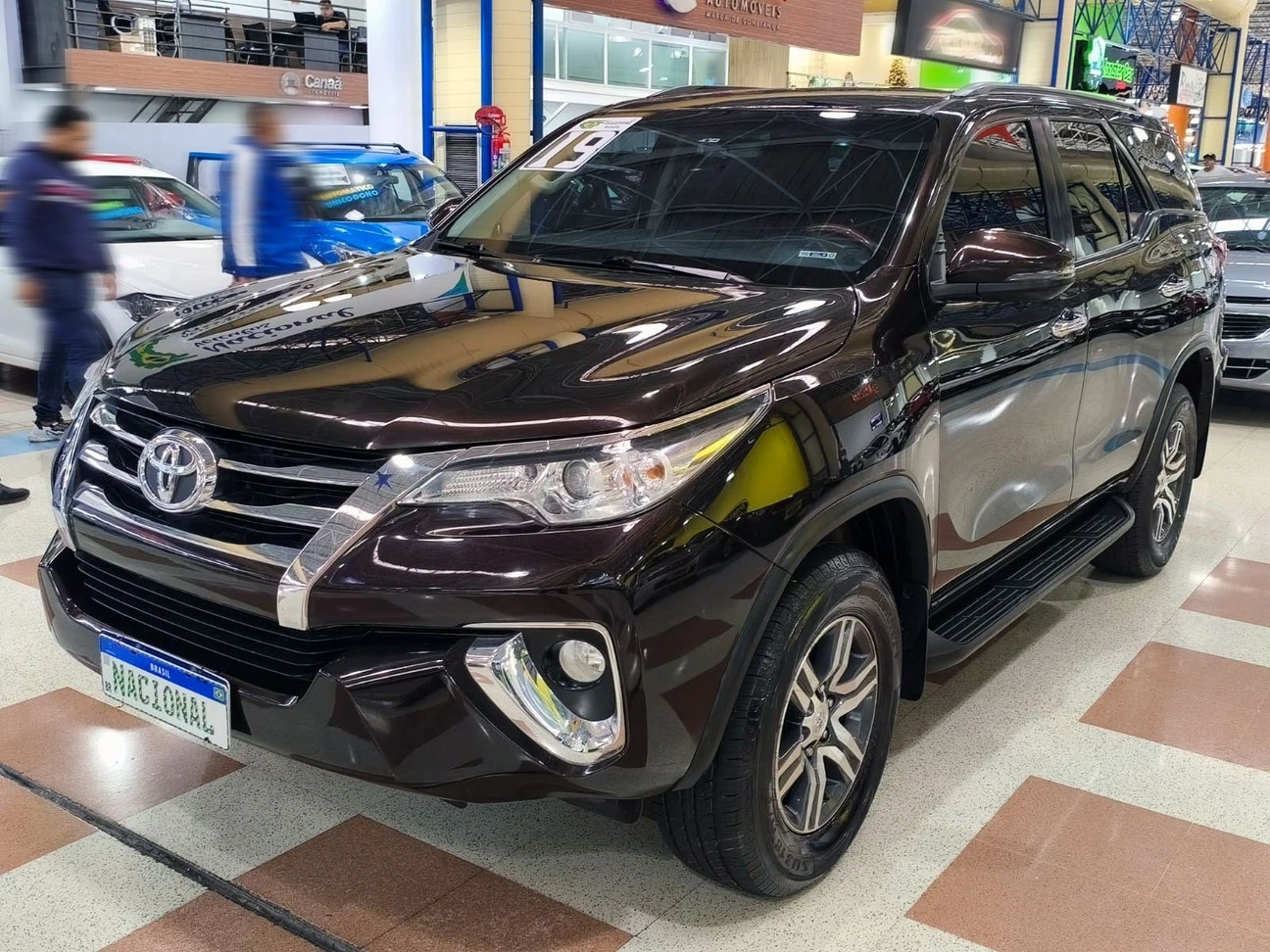 TOYOTA HILUX SW4