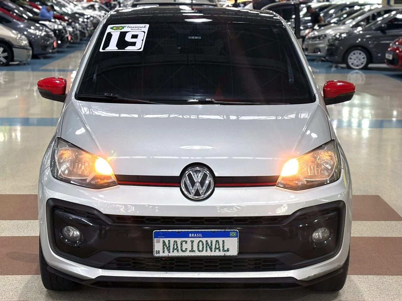 VOLKSWAGEN UP