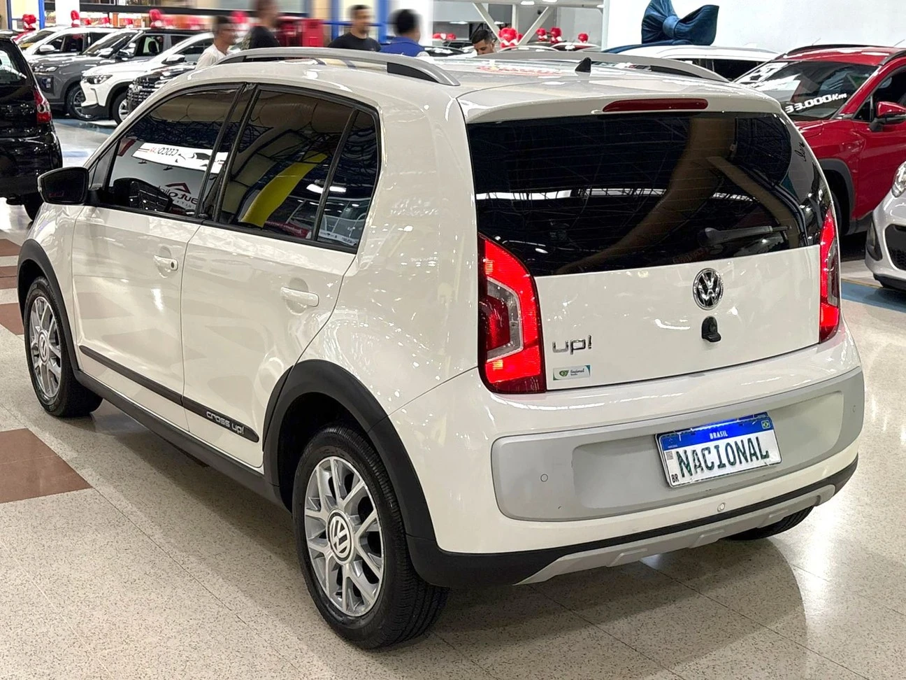 VOLKSWAGEN CROSS UP