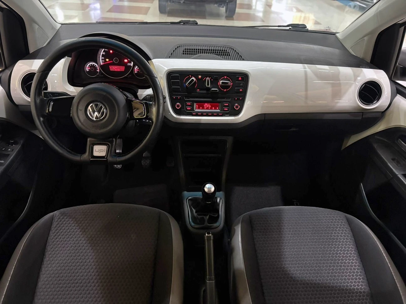 VOLKSWAGEN CROSS UP