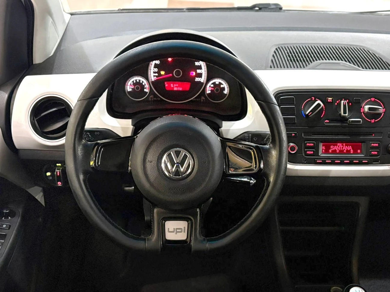 VOLKSWAGEN CROSS UP