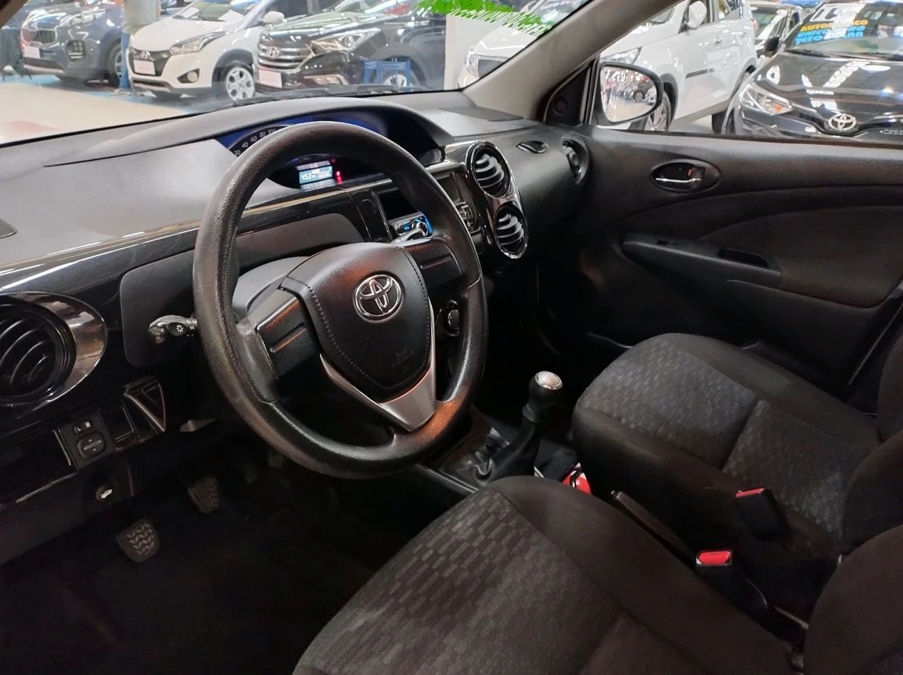 TOYOTA ETIOS