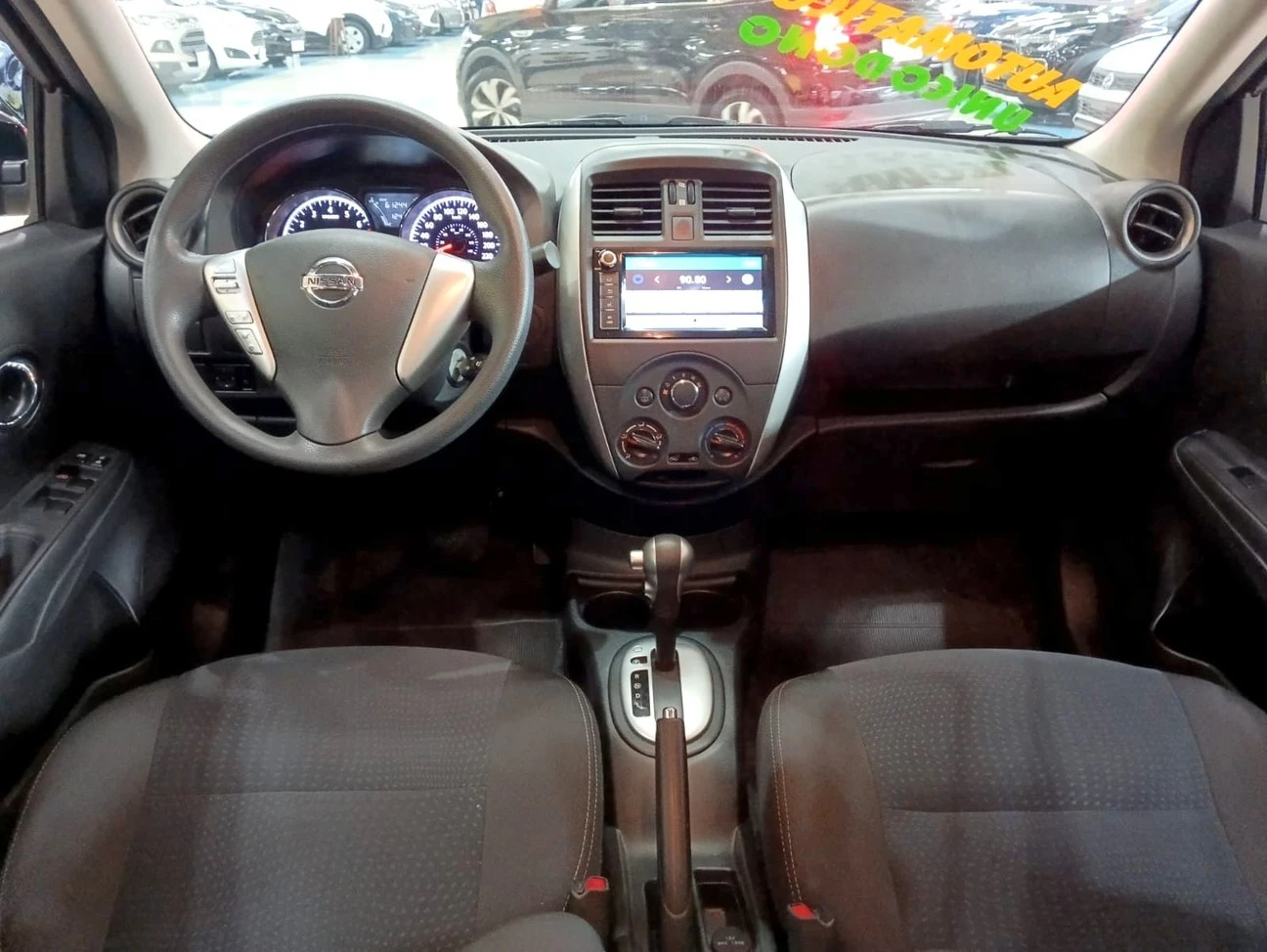NISSAN VERSA