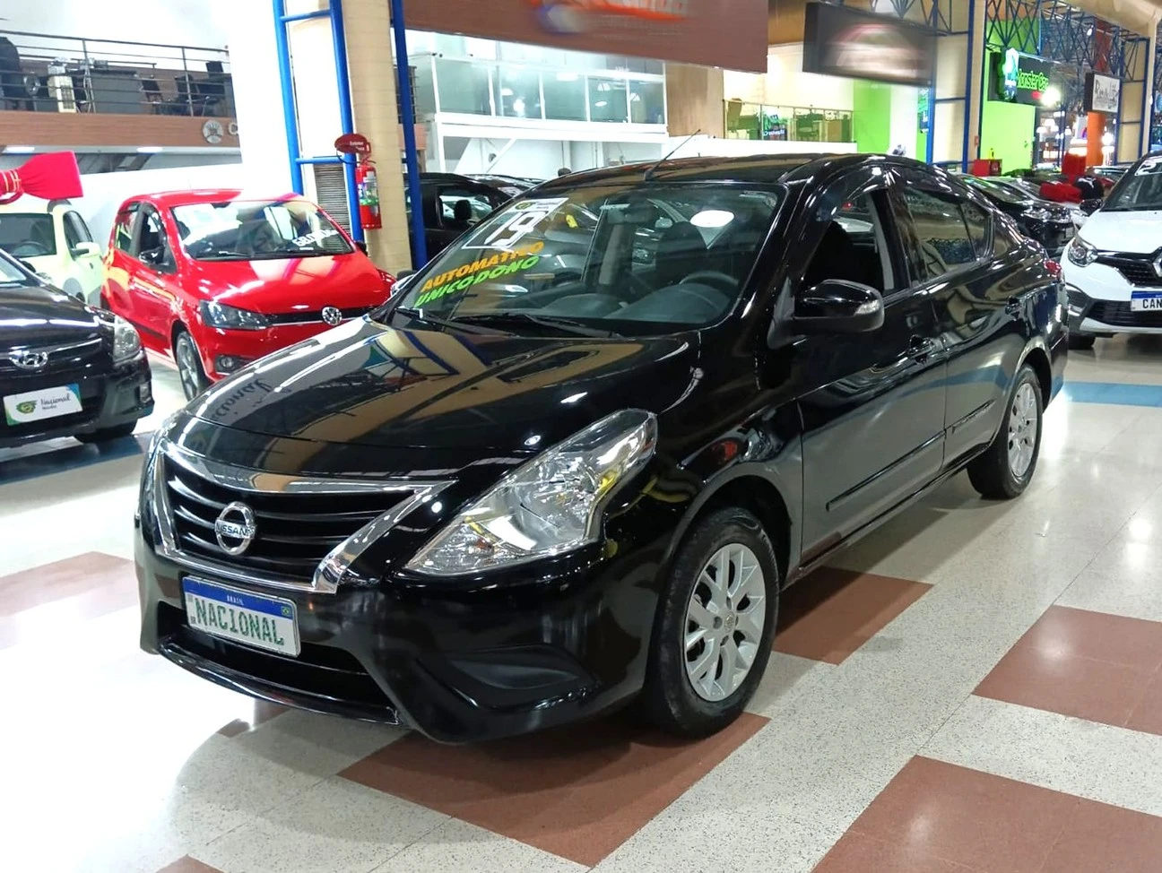 NISSAN VERSA