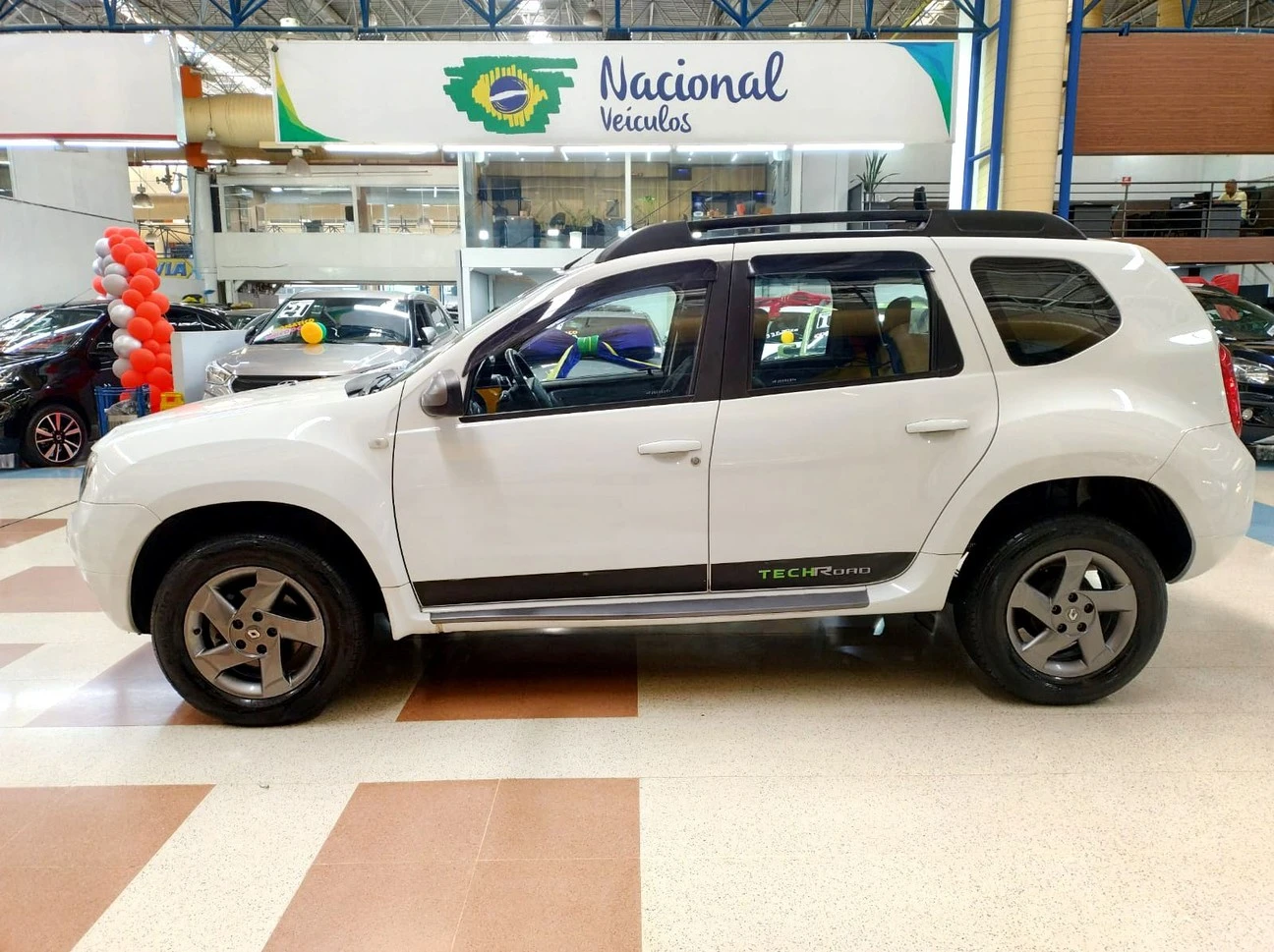 RENAULT DUSTER
