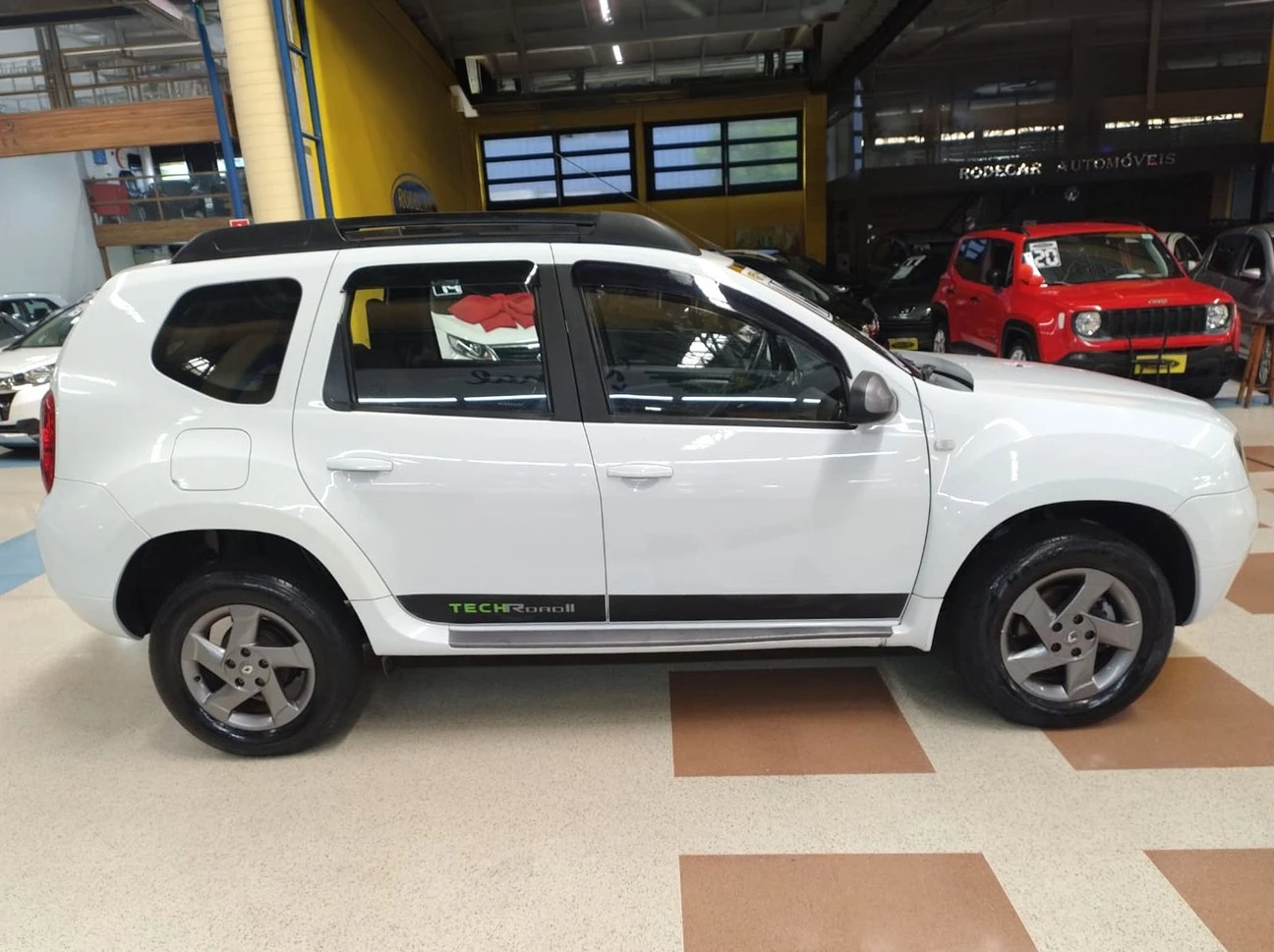 RENAULT DUSTER