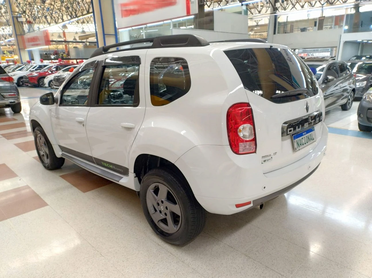 RENAULT DUSTER