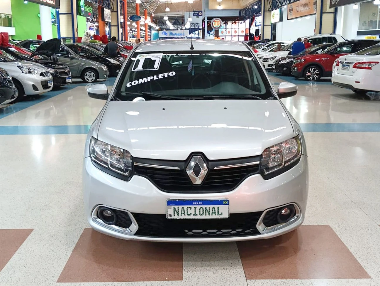 RENAULT SANDERO