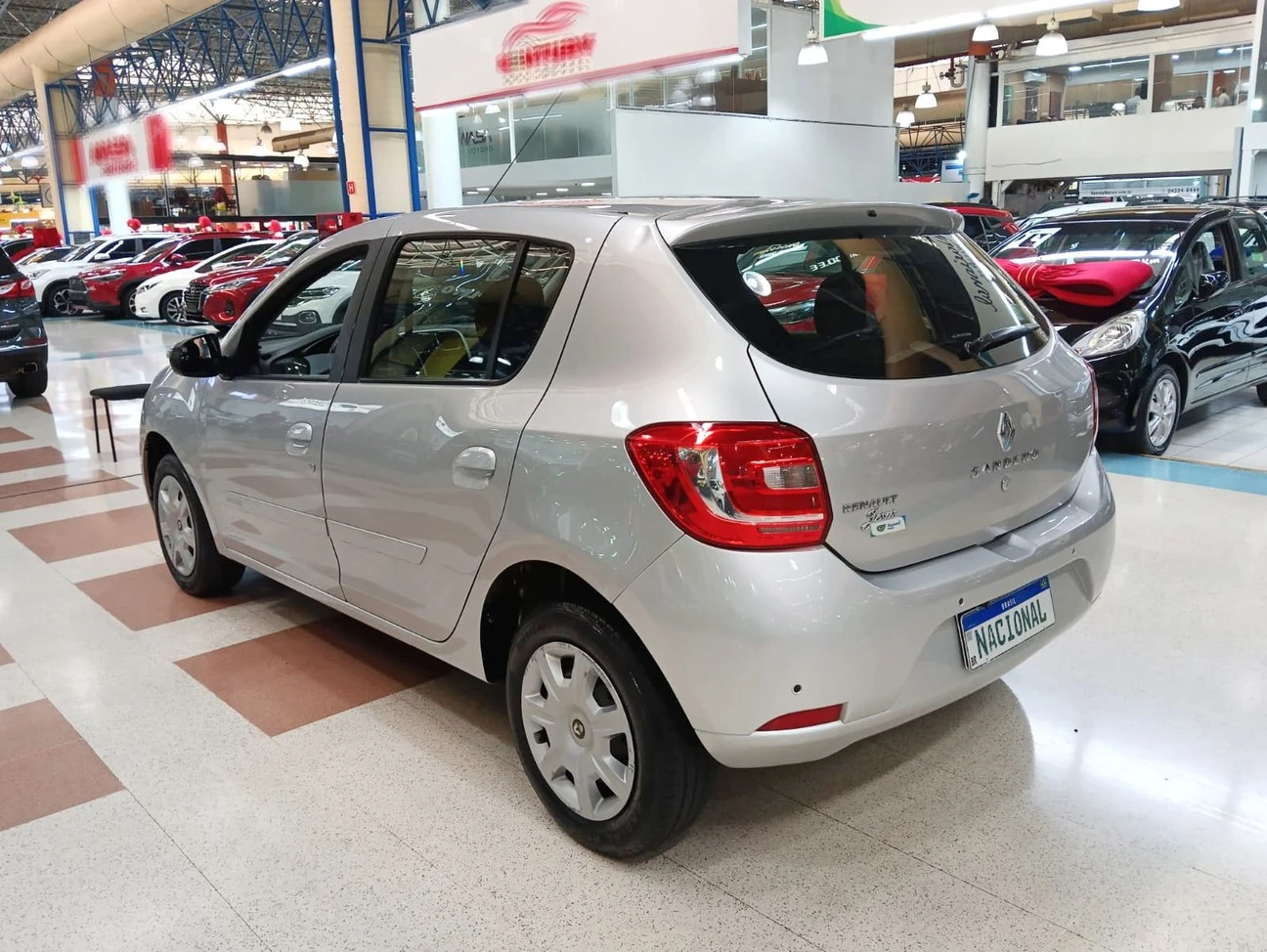 RENAULT SANDERO