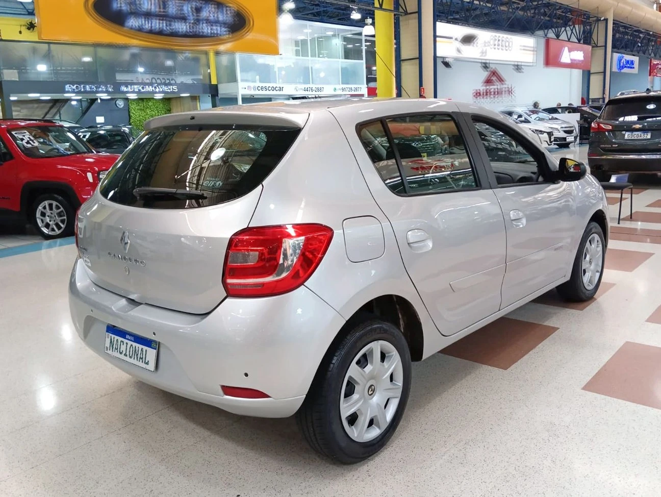 RENAULT SANDERO