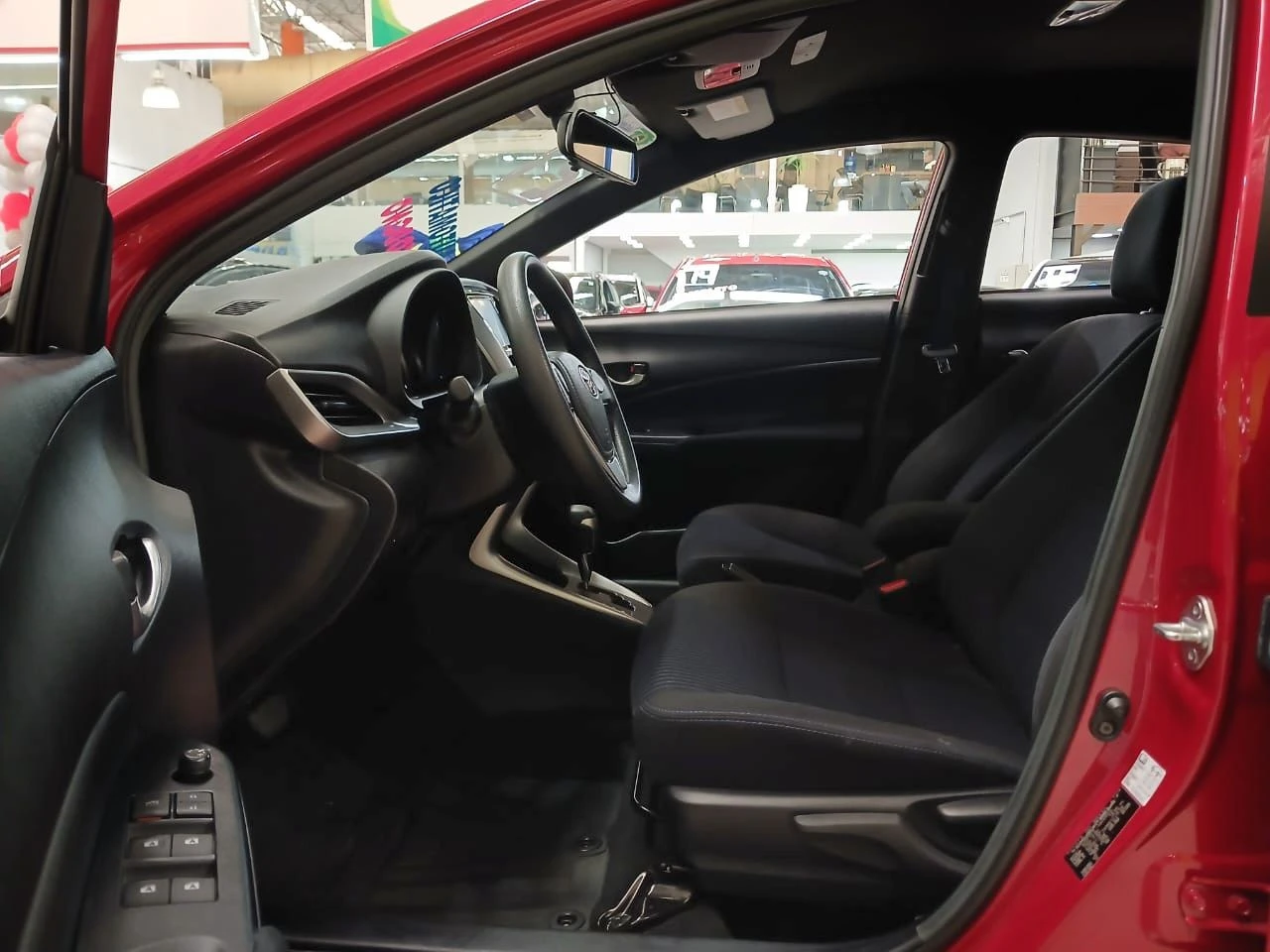 TOYOTA YARIS