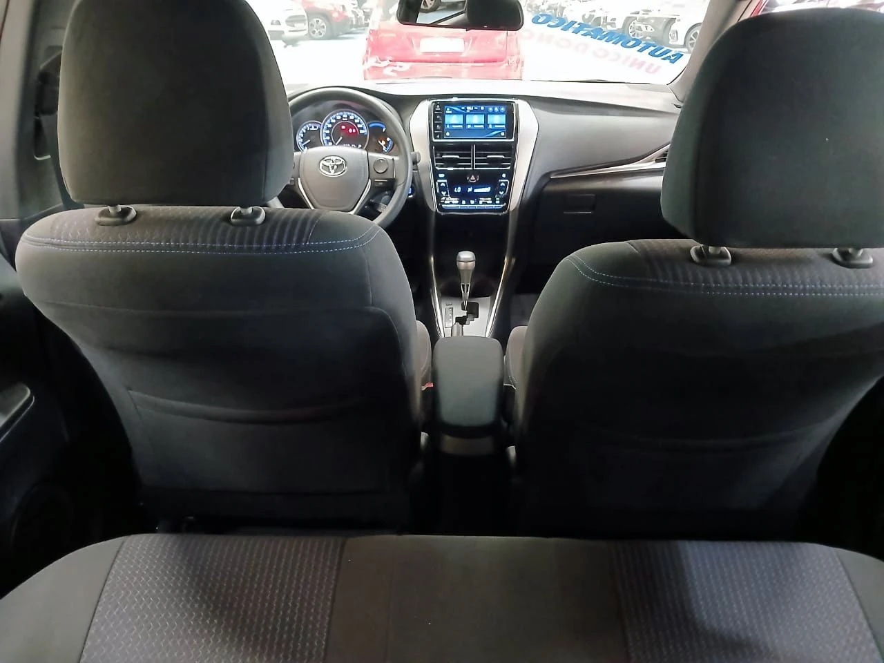 TOYOTA YARIS