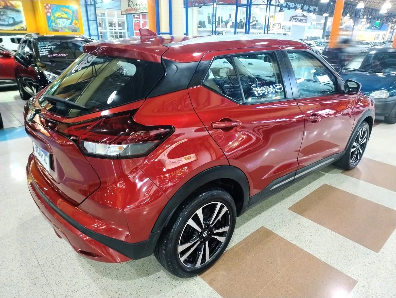 NISSAN KICKS