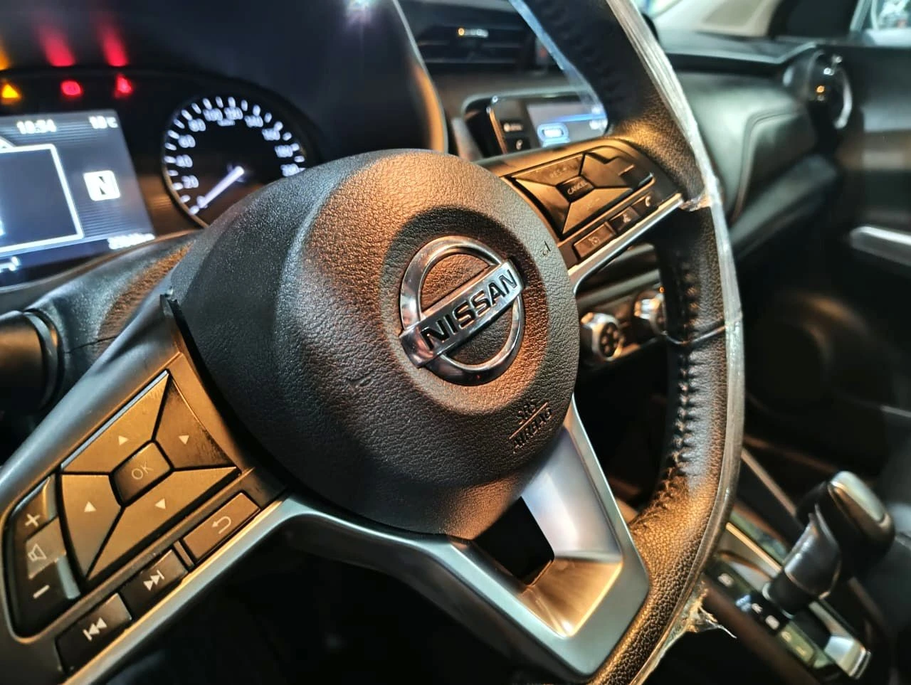 NISSAN KICKS