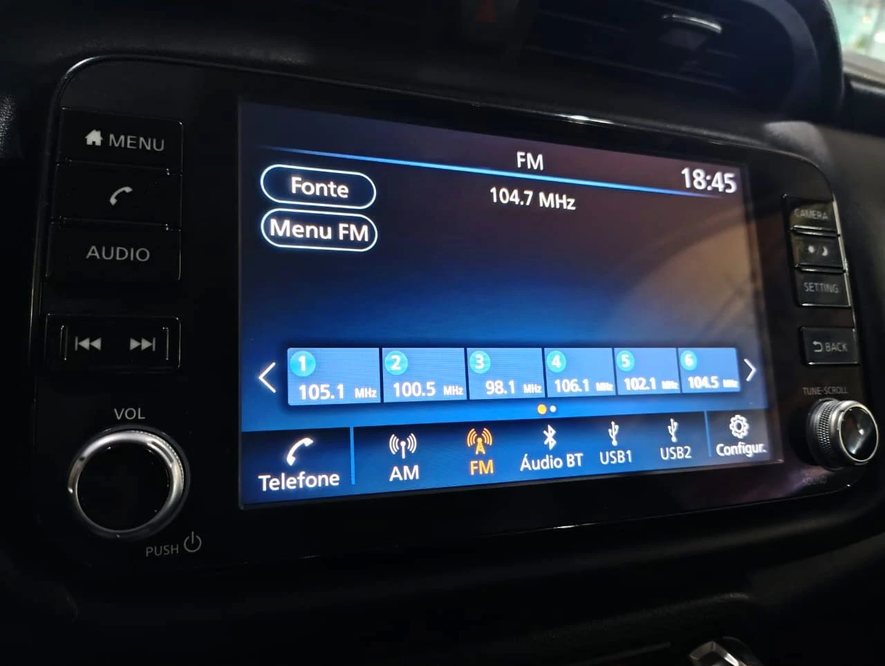 NISSAN KICKS