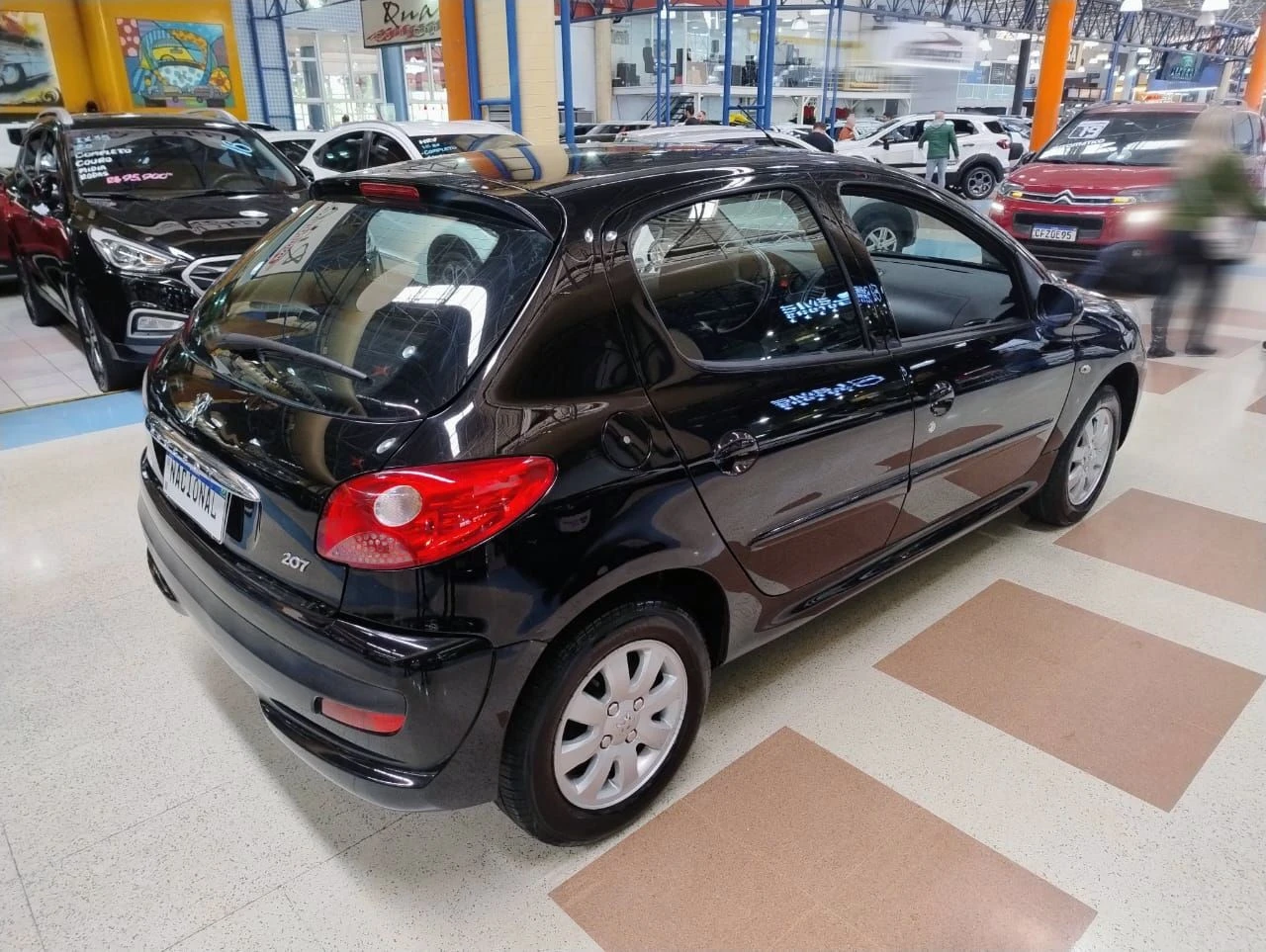 PEUGEOT 207