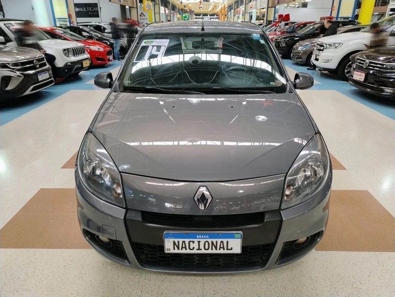RENAULT SANDERO