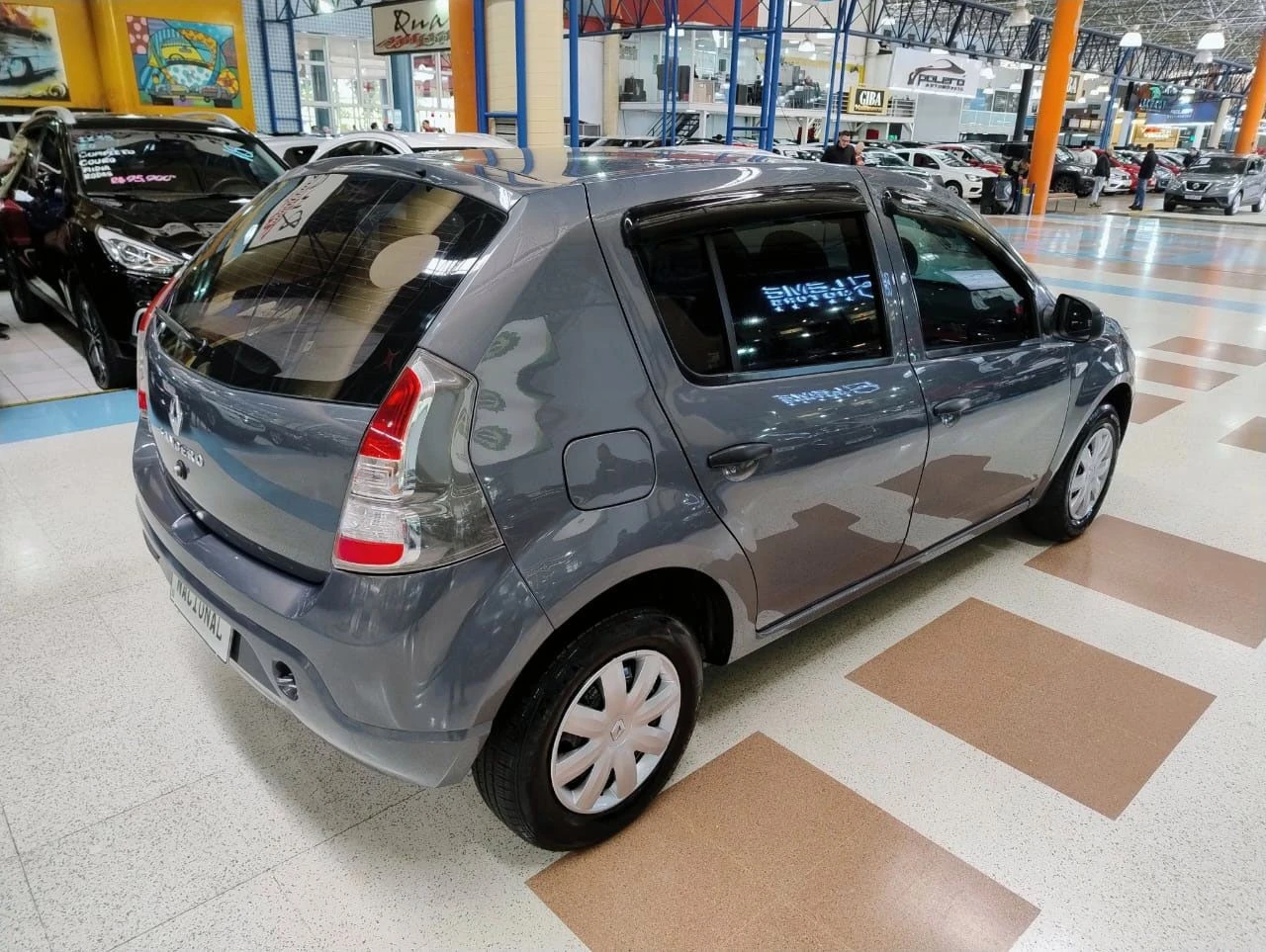 RENAULT SANDERO