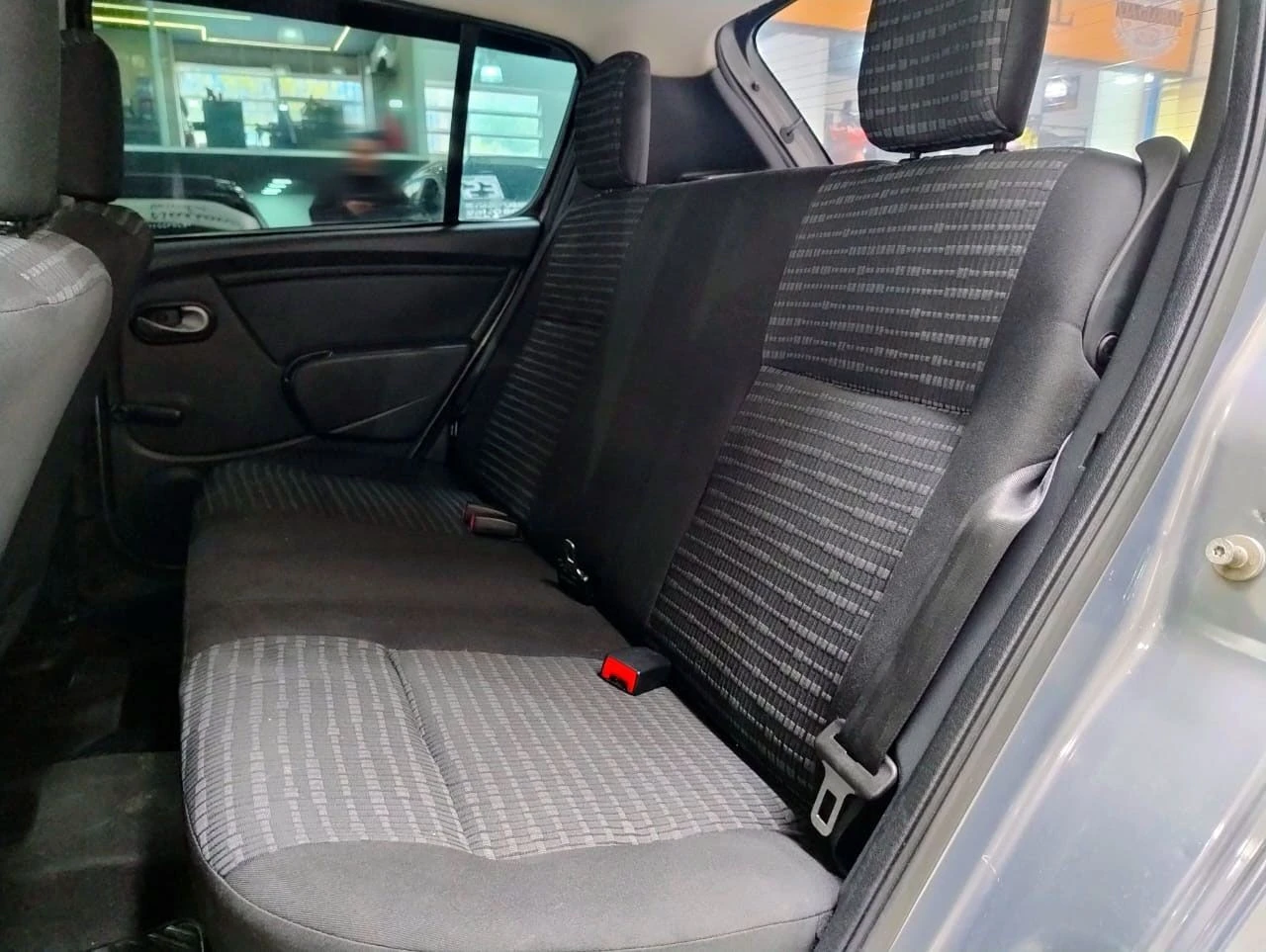 RENAULT SANDERO