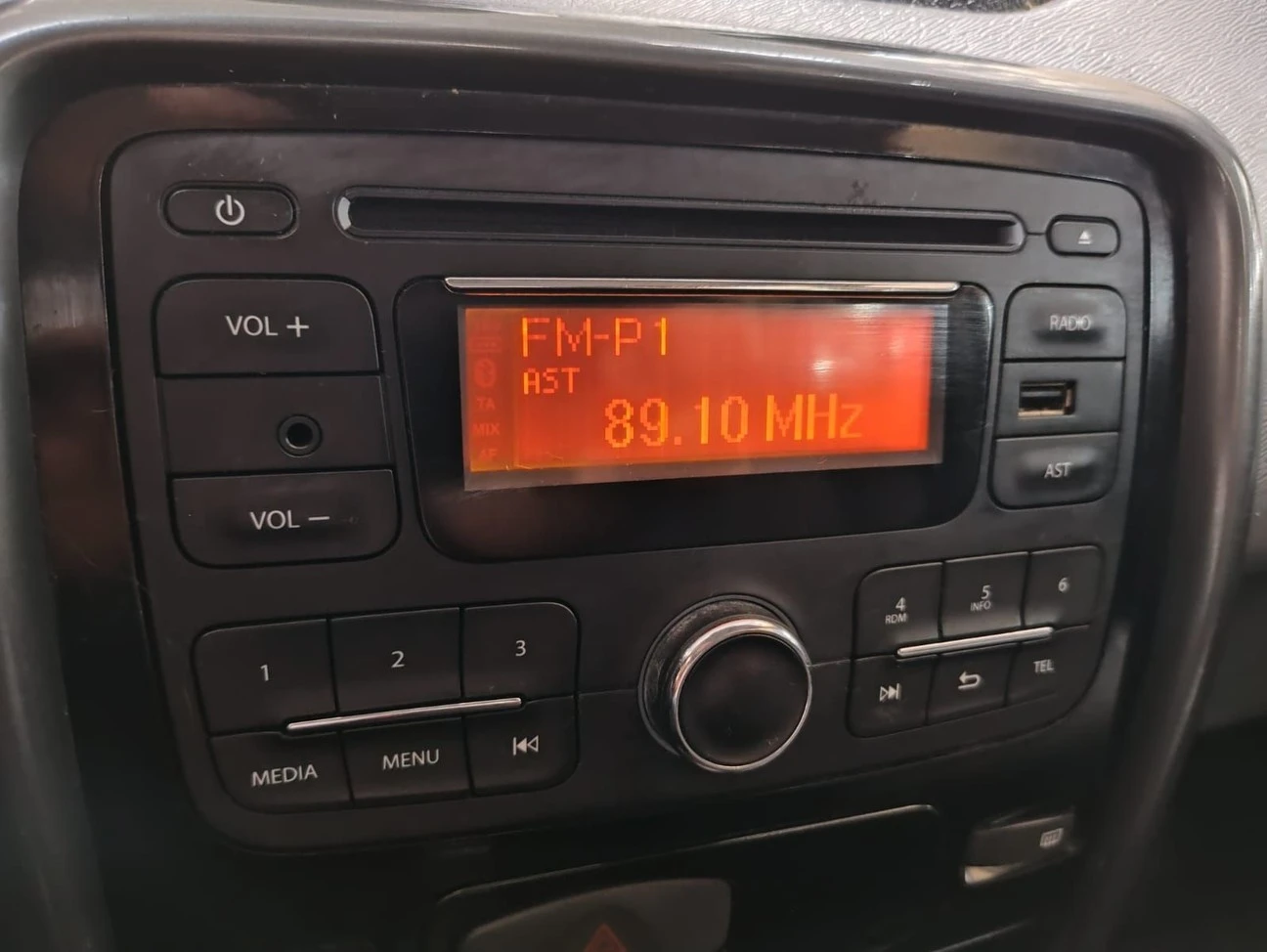 RENAULT DUSTER