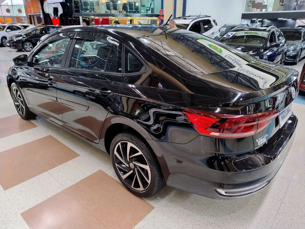 VOLKSWAGEN VIRTUS