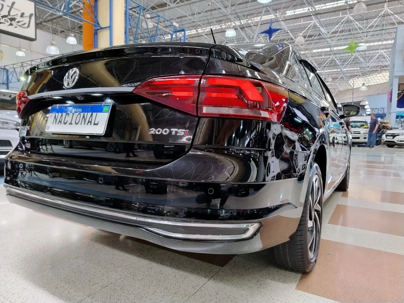 VOLKSWAGEN VIRTUS