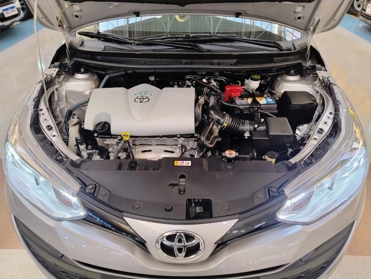 TOYOTA YARIS